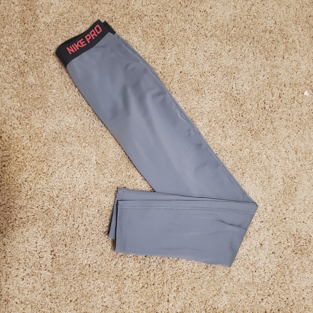 Girls Nike Pro Leggings